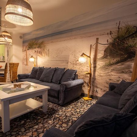 Apartament Rodzinny Beach Sauna&Jacuzzi Arka Medical Spa Kolobrzeg Exterior photo