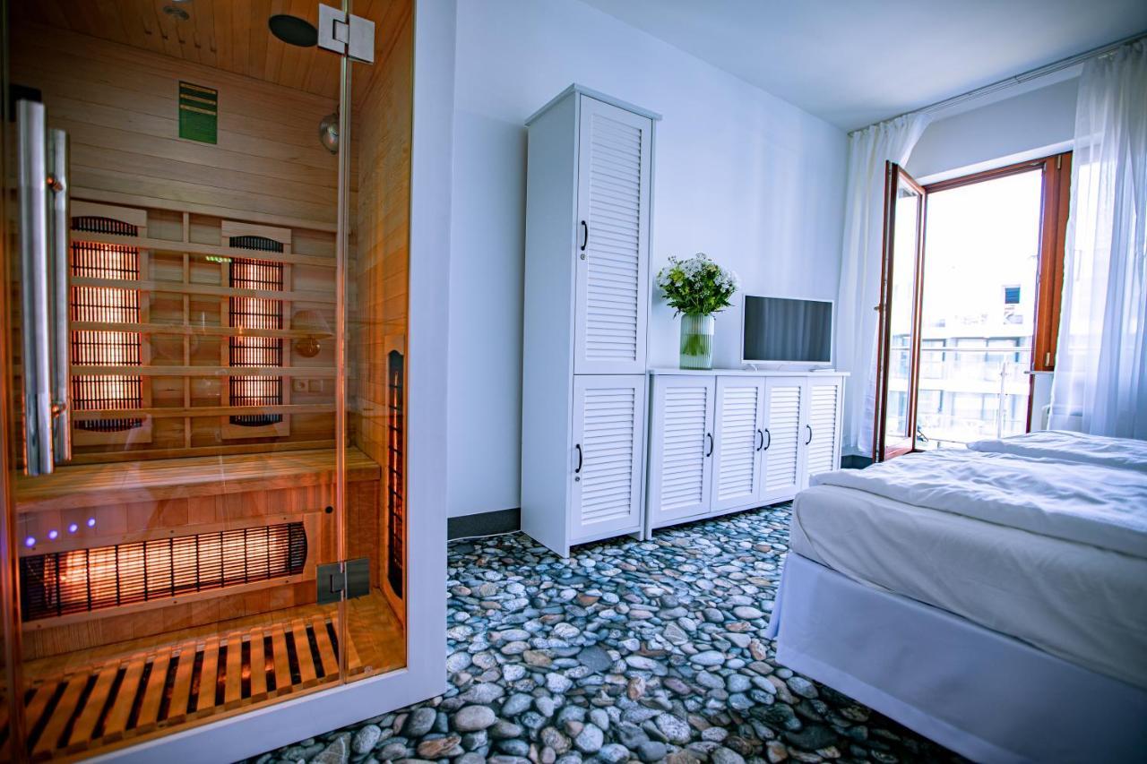 Apartament Rodzinny Beach Sauna&Jacuzzi Arka Medical Spa Kolobrzeg Exterior photo