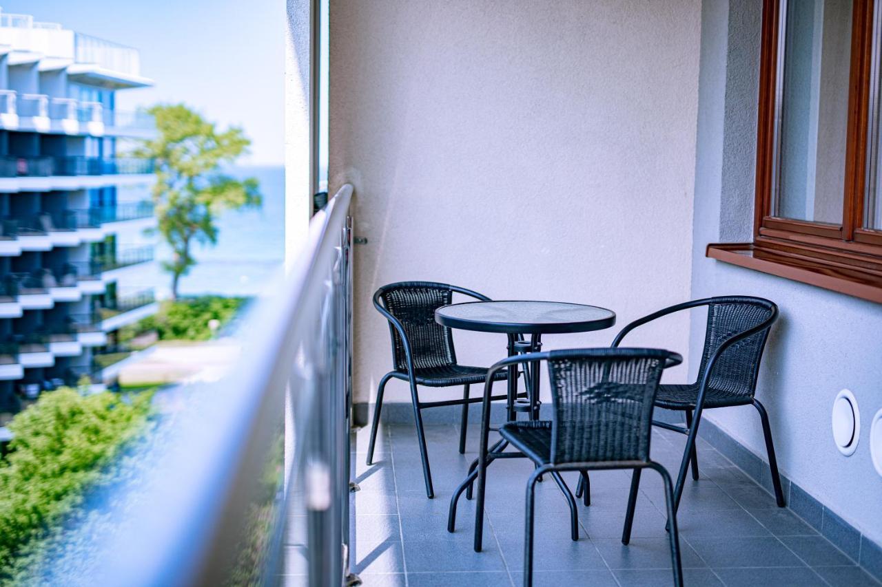 Apartament Rodzinny Beach Sauna&Jacuzzi Arka Medical Spa Kolobrzeg Exterior photo